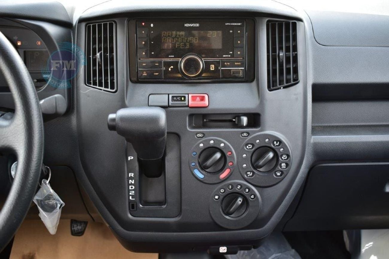 تويوتا لايت آيس Van 1.5L Petrol Automatic