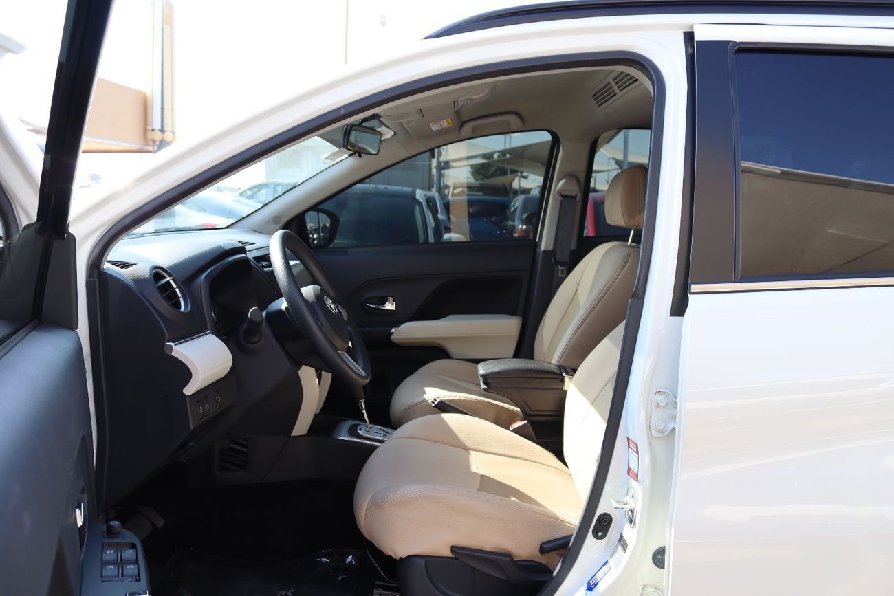 Rush Inside Used Toyota Rush ACCIDENTS FREE - GCC - ORIGINAL PAINT - PERFECT ...
