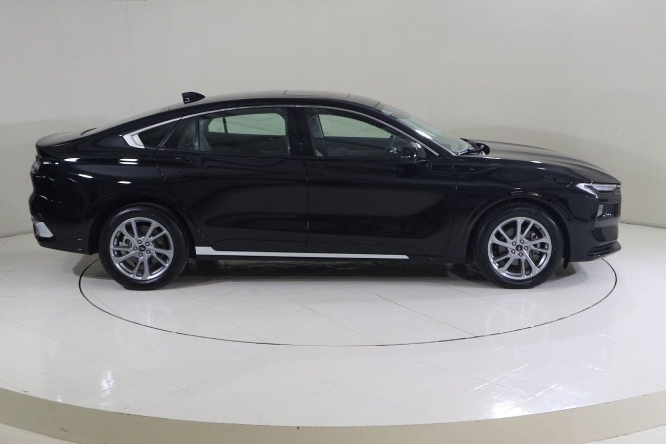 Ford Taurus AMBIENTE TPC1224N / AL TAYER MOTORS AL QOUZ SHOWROOM