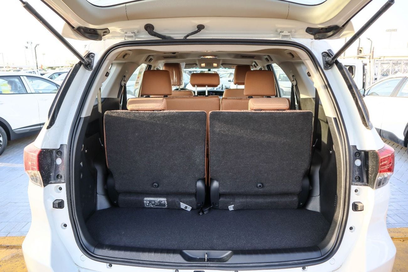 Toyota Fortuner EXR 2.7L (160 HP)  Toyota Fortuner (TGN156) – 2.7L Petrol – SR5 – 4WD – White – 2025 Model
