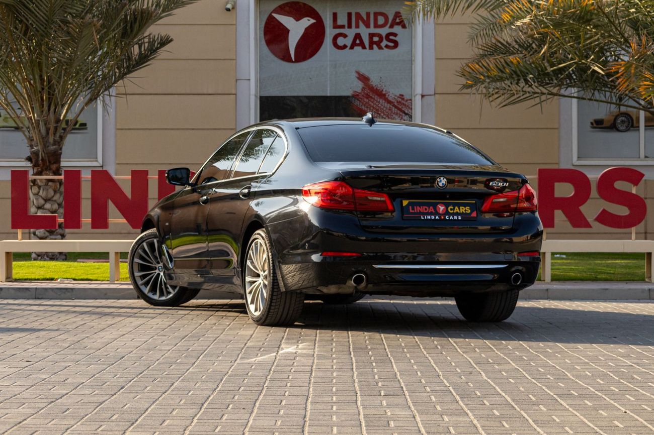 BMW 530i Luxury 2.0L