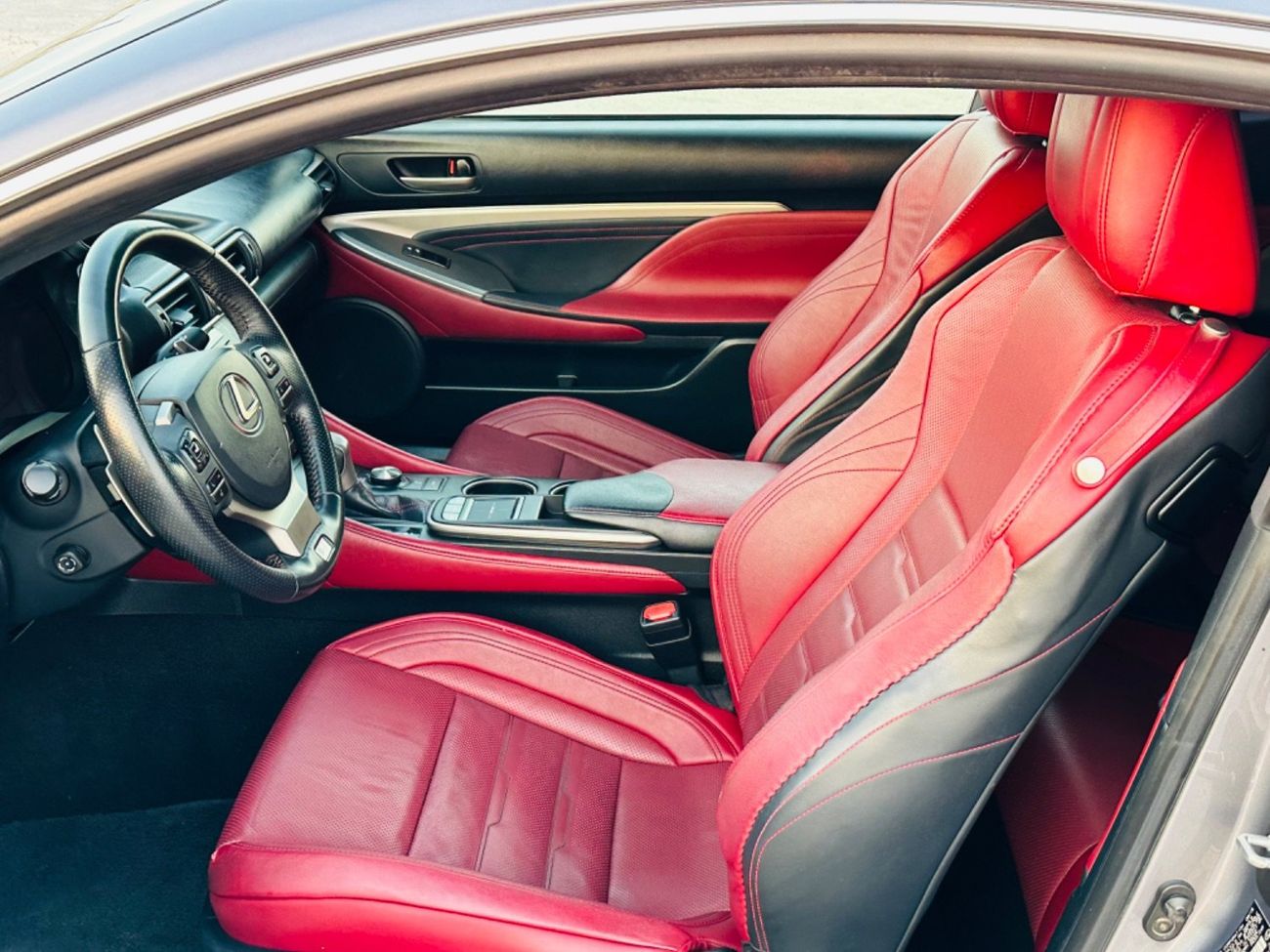 Lexus RC350 F-Sport 3.5L MODEL 2015 GCC CAR PERFECT CONDITION INSIDE AND OUTSIDE FULL OPTION SUN ROOF LEATHER SE