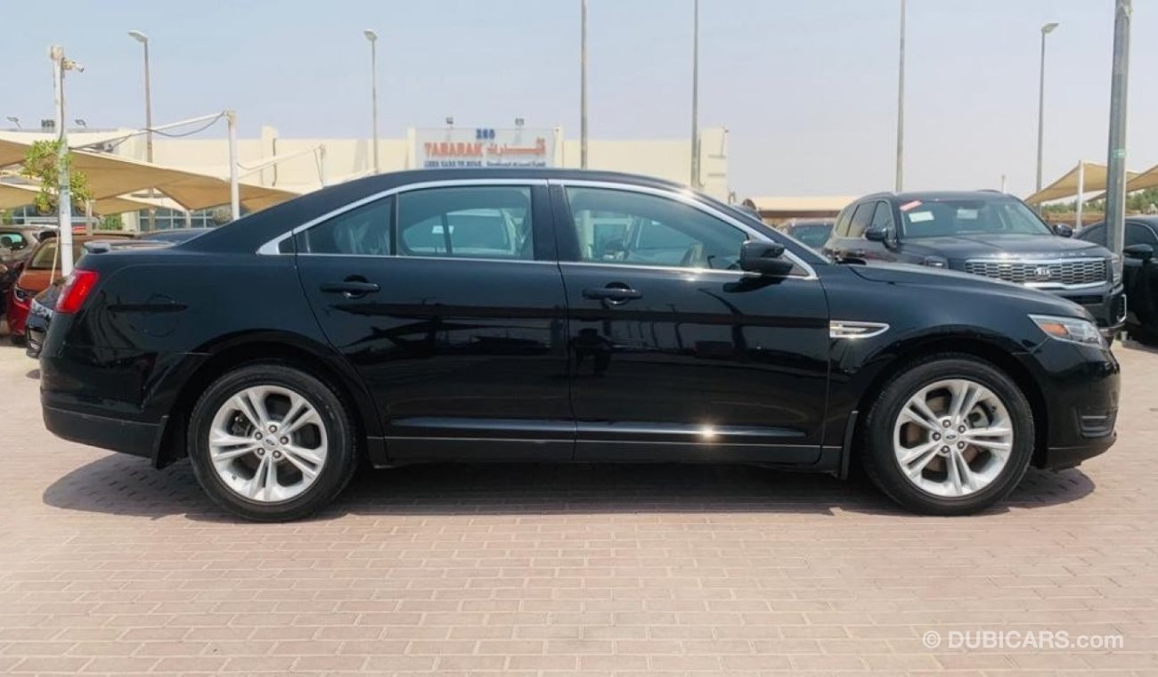 Ford Taurus SE Very Clean Car