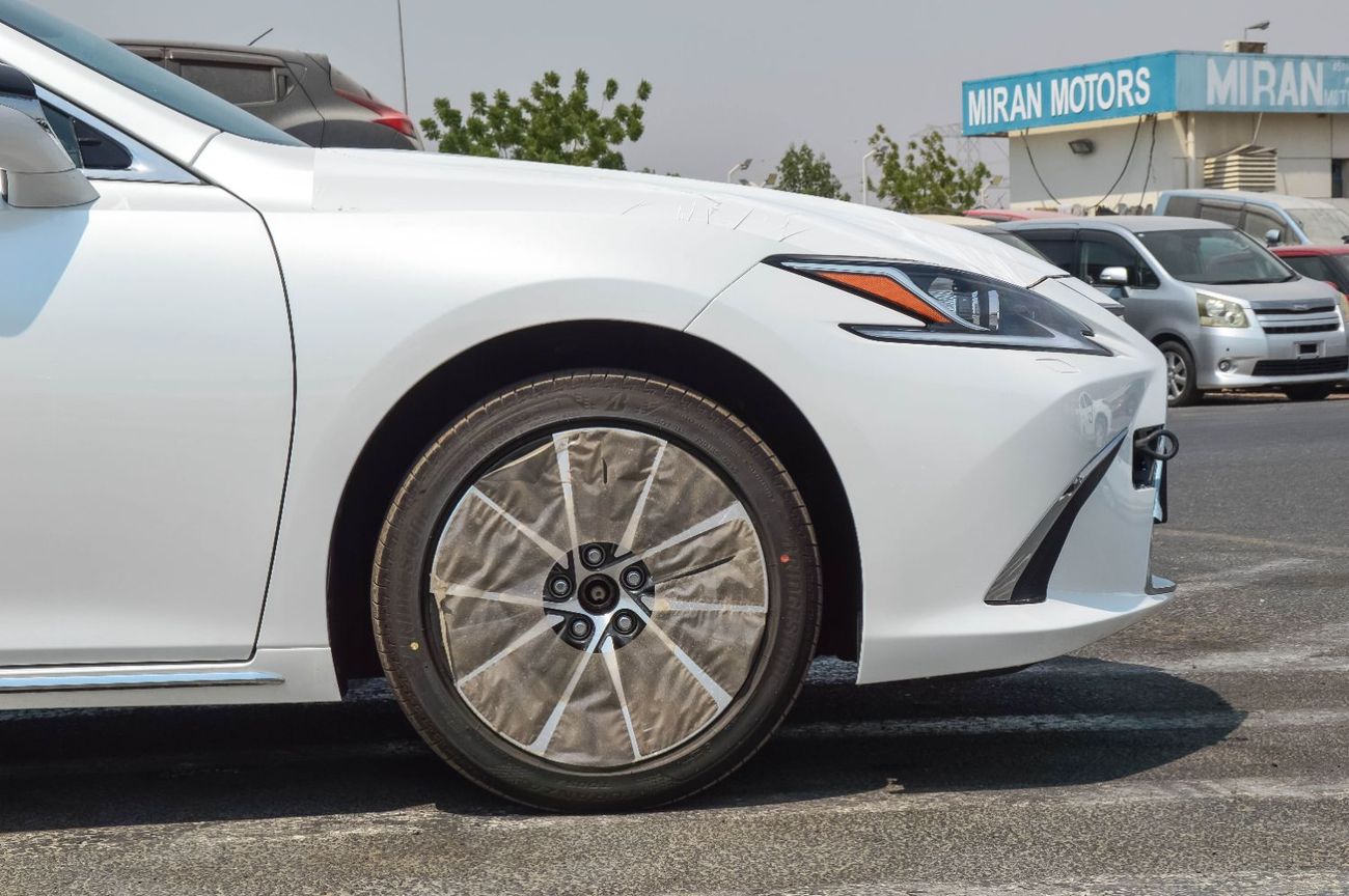 لكزس ES 350 LEXUS ES350 3.5L FWD 4DOOR SEDAN 2025