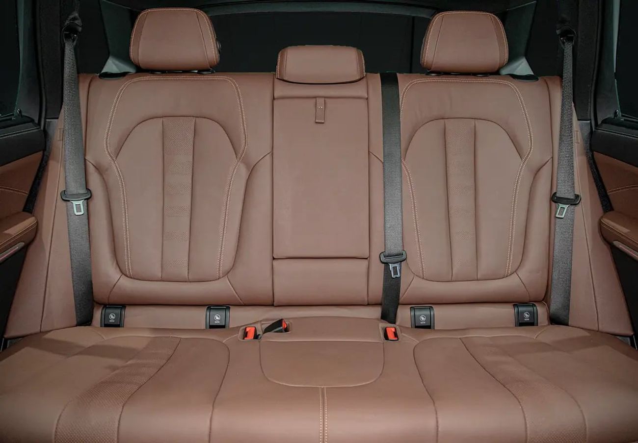 بي أم دبليو X5 xDrive40i Luxury M Sport Package 3.0L