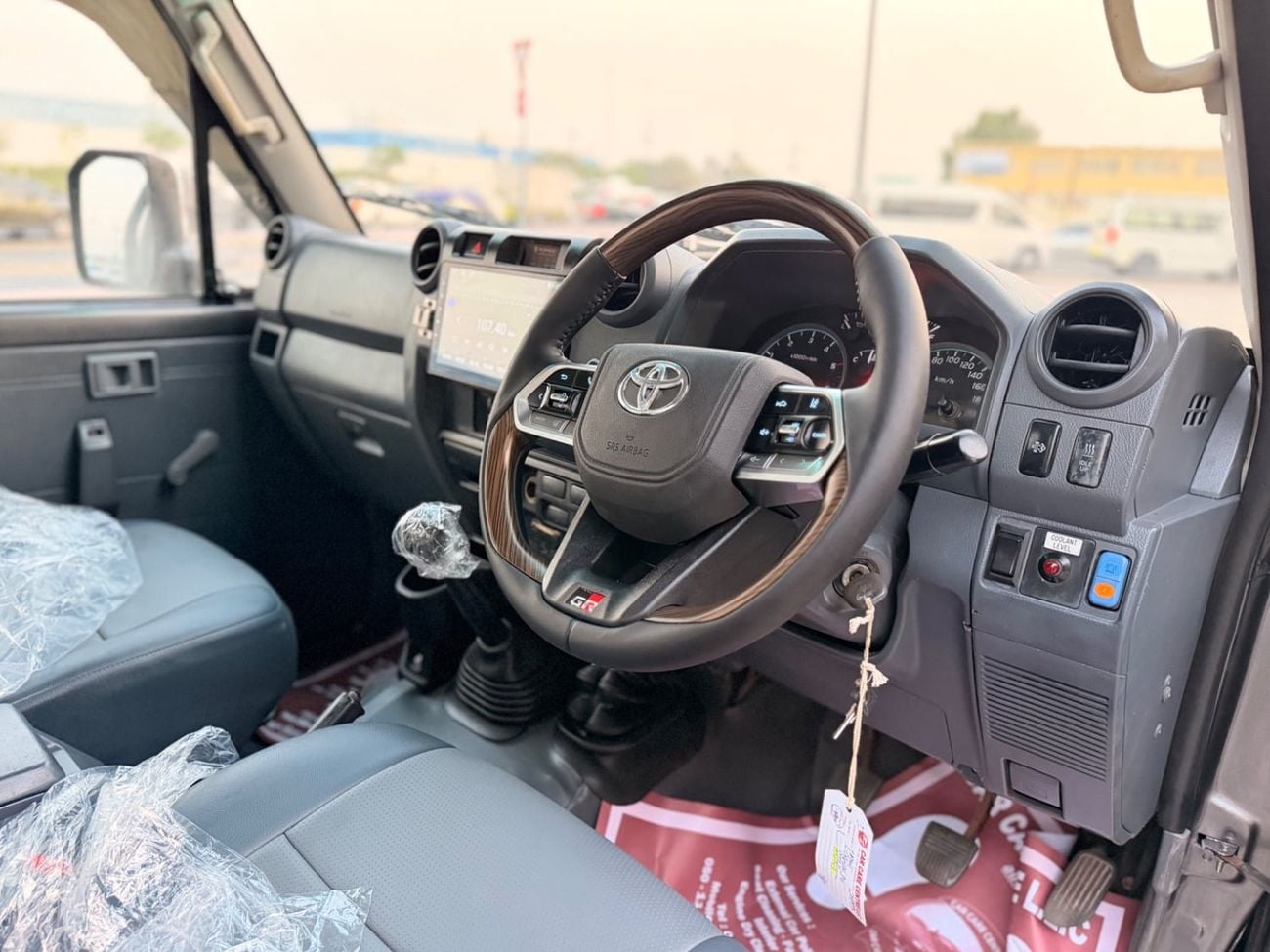 Toyota Land Cruiser Pickup 70 STANDARD Toyota Landcruiser pickup LC79 2020 V8 Diesel Engine RHD Manual Transmission