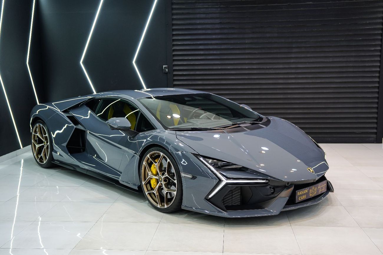 لامبورغيني ريفويلتو 6.5L V12 Hybrid 2024 Lamborghini Revuelto, Brand New, Carbon Fiber Interior, GCC Specs!!