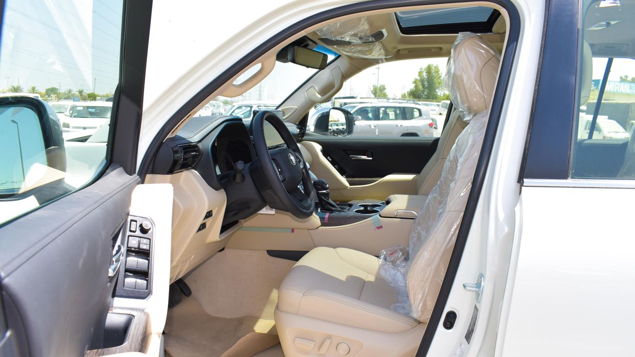 Toyota Land Cruiser LC 300 VX 4.0L | 2022 | For Export Only