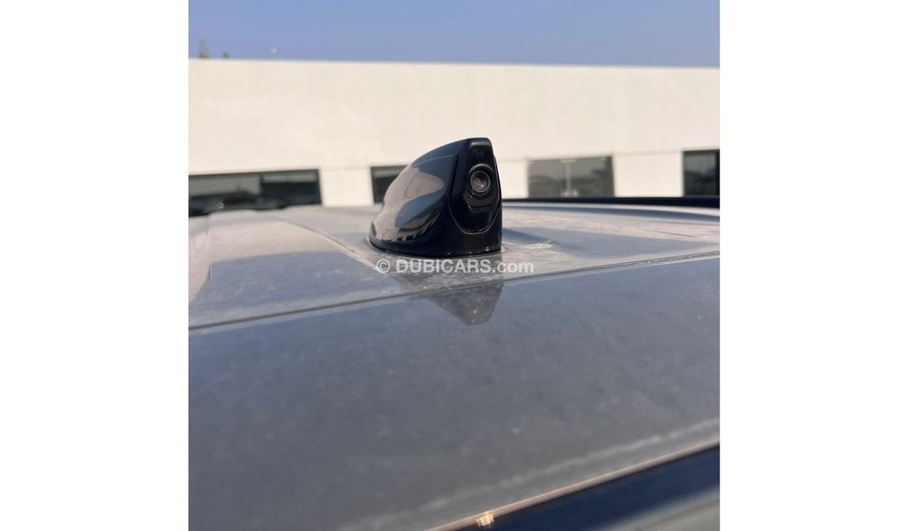 Land Rover Defender 2023 Defender 3.0L V6 SE Petrol