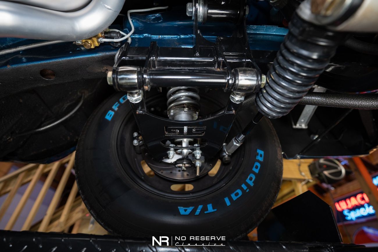 Plymouth Road Runner 426 Hemi Hellephant powered 1 of 1 Pro Touring Restomod