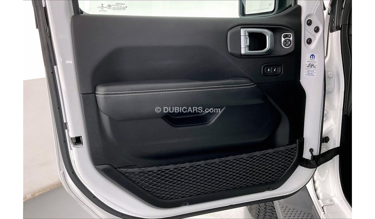 Jeep Wrangler Sahara