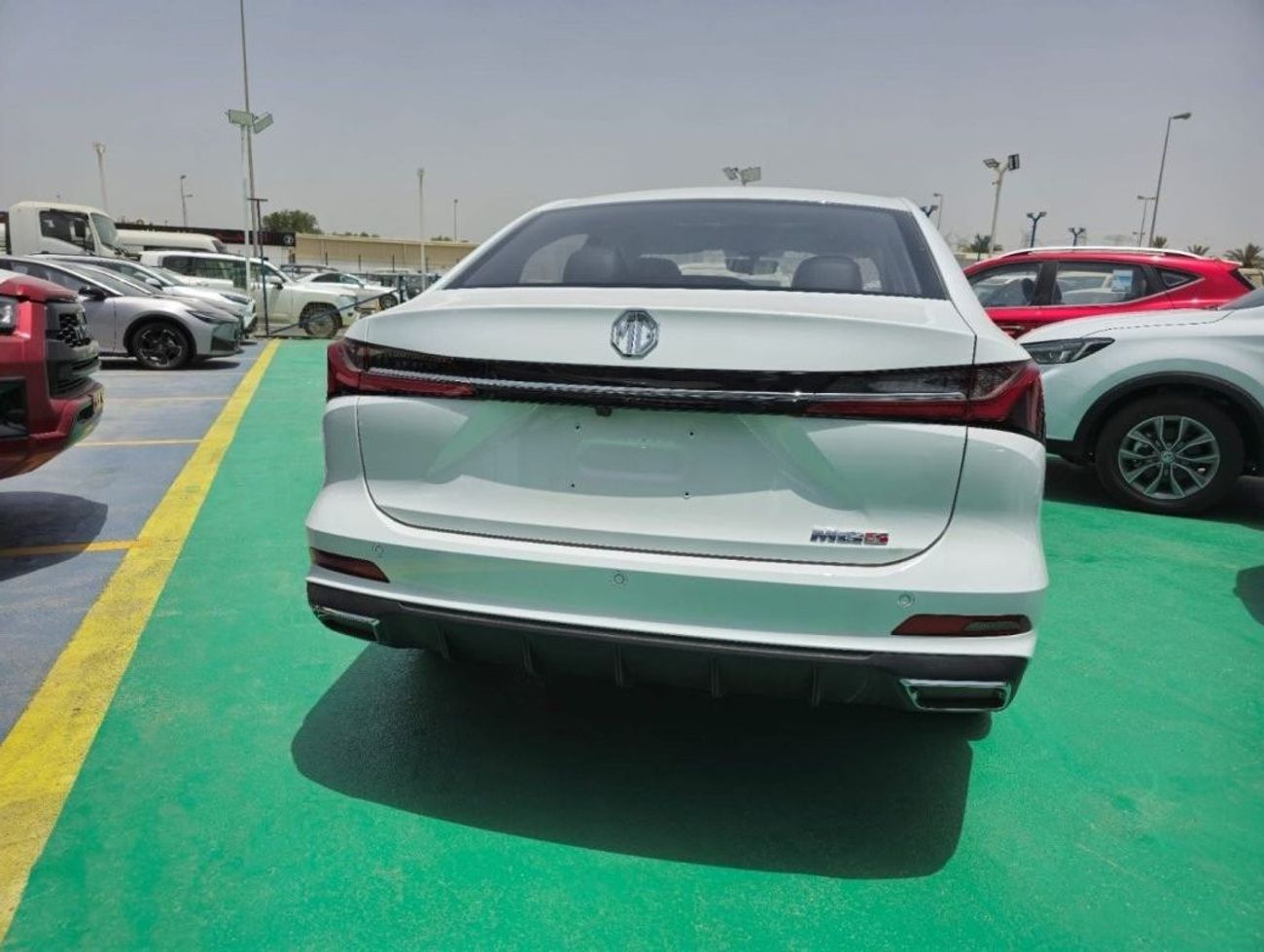 أم جي 5 1.5L PETROL 2024