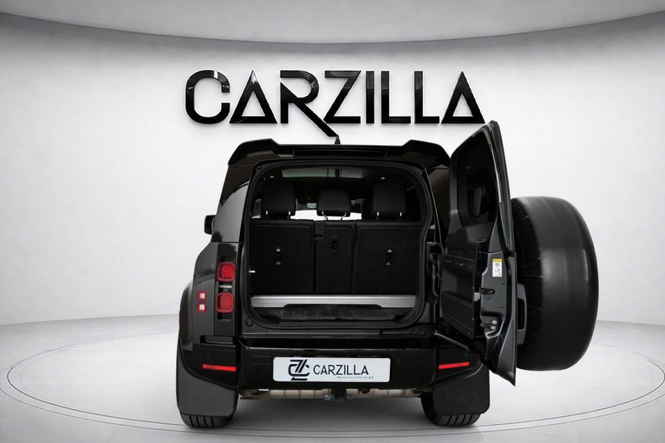 Land Rover Defender AED 3,672 P.M | 0% Down Payment | P300 S | Clean Carfax – Low Mileage