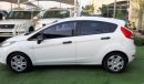 Ford Fiesta Gulf - No. 2 - without accidents - alloy wheels - rear spoiler - cruise control in excellent conditi