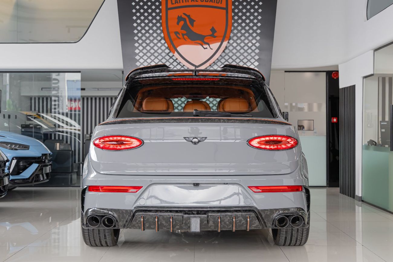 Bentley Bentayga ORIGINAL MANSORY  Bentayga - Crystal-Cut Headlights, Carbonado Evo Bespoke Carbon Exterior - 2025