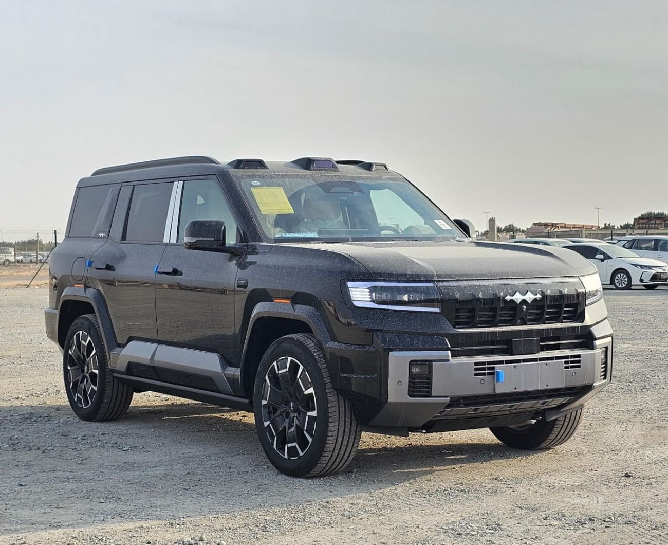 بي واي دي ليوبارد 8 Smart and Brave Flagship Edition (7 Seats)