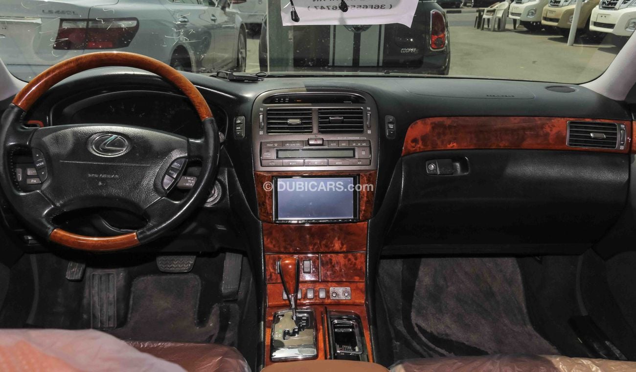 Lexus LS430