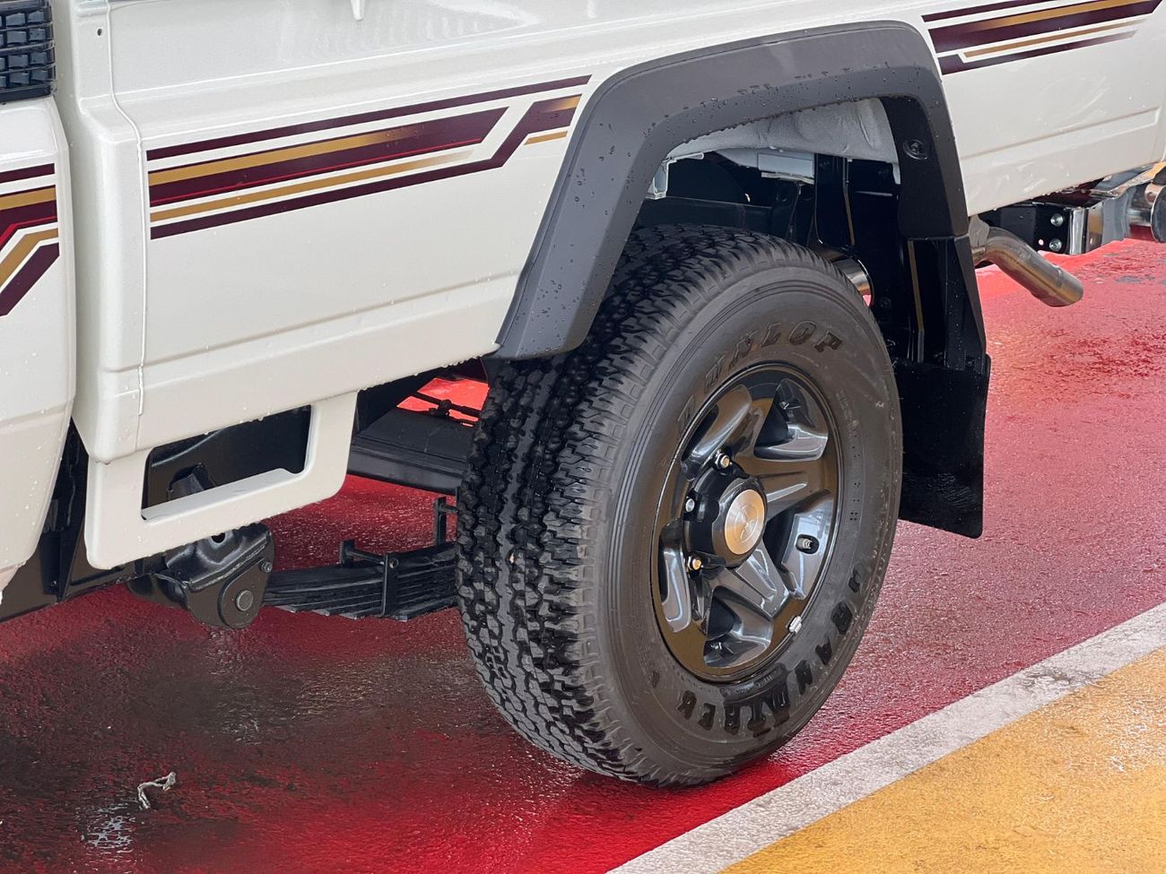 تويوتا لاند كروزر بيك آب Std 4.0L Single Cab Utility AWD