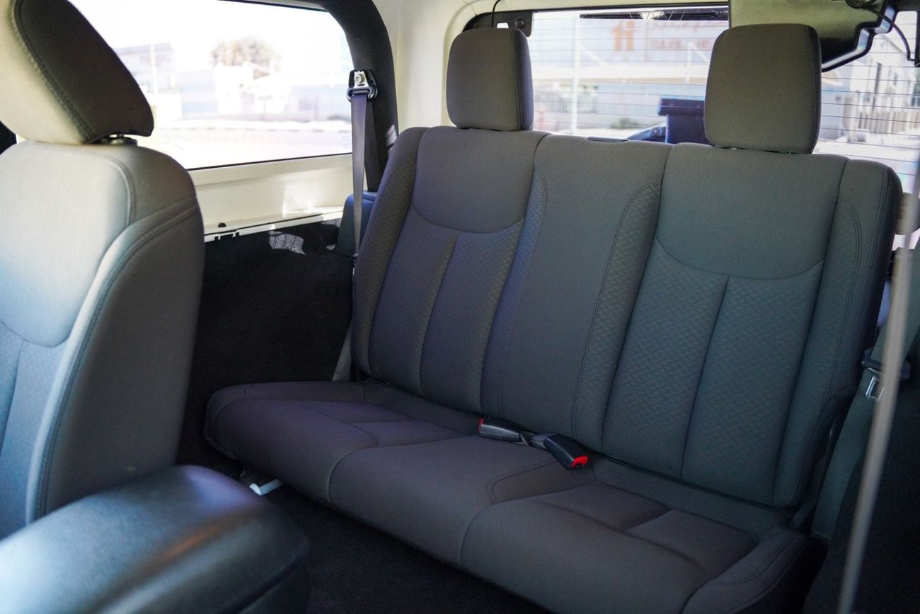 جيب رانجلر Sport S 3.6L A/T