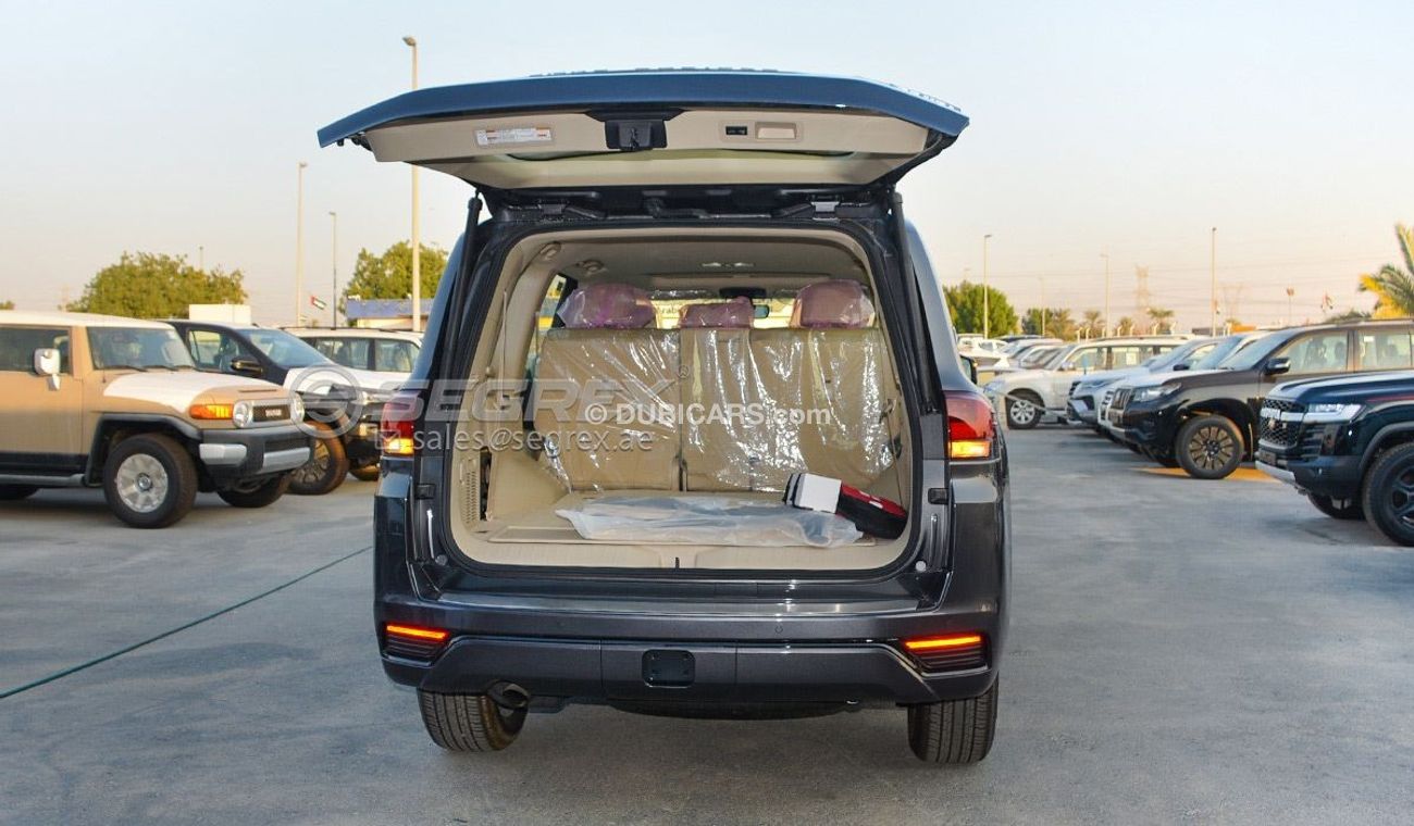 Toyota Land Cruiser LC300 3.3L DSL 4WD AT with rear differential lock, sunroof, 20R Alloy wheel, 360