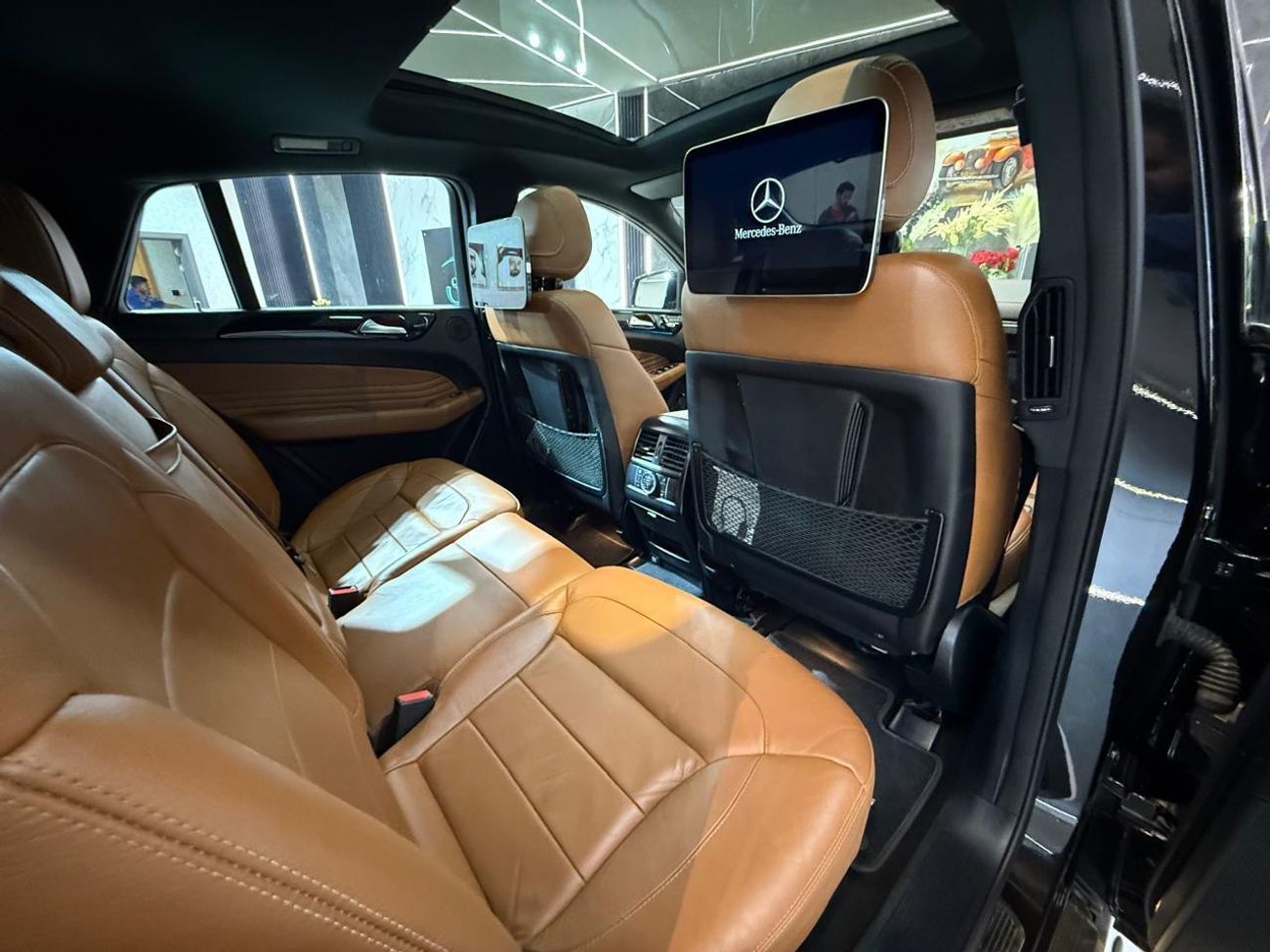 Mercedes-Benz GLE 43 AMG 4MATIC+ 3.0L AMG MERCEDES GLE43 V6 || GCC || ACCIDENT FREE || AMAZING CONDITION II FULLY LOADED || L