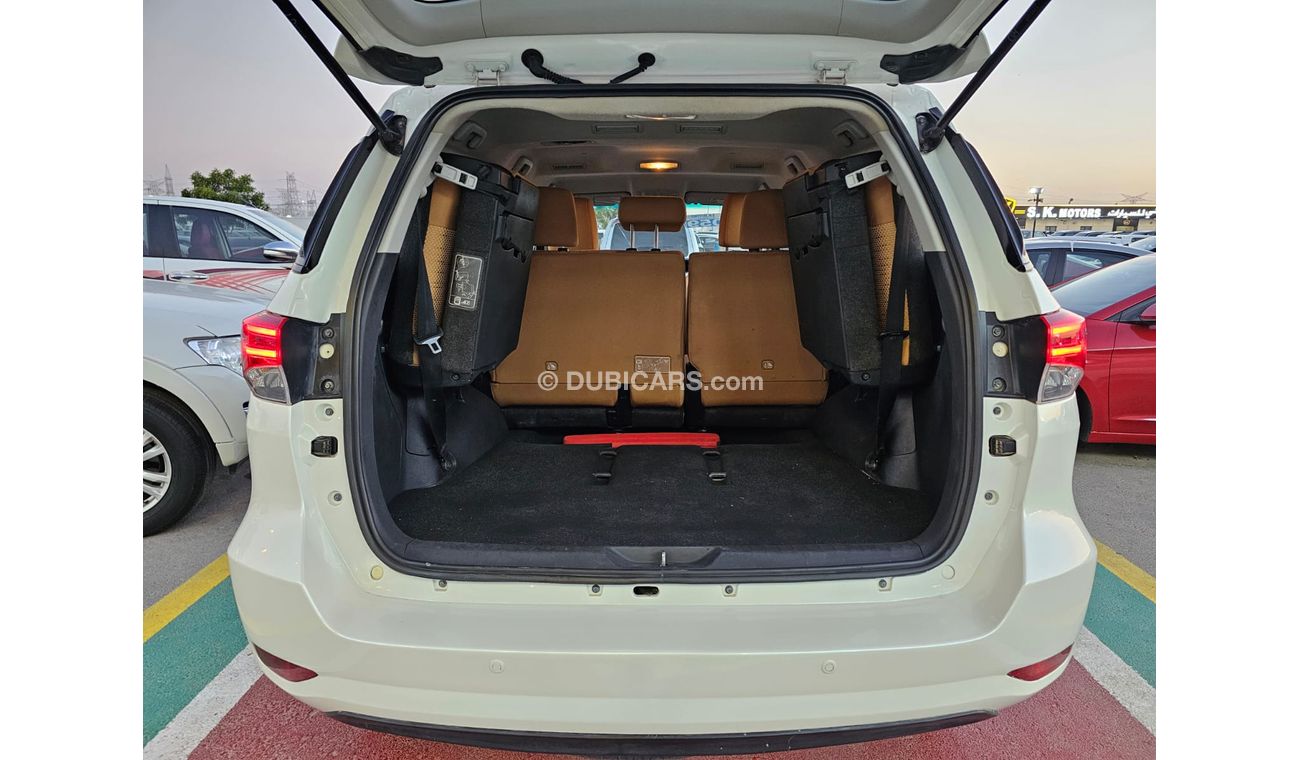 Toyota Fortuner EXR / V4 2.7L / 4WD / 1 YEAR WARANTY / INSURANCE- REGISTERATION (LOT #  8327)