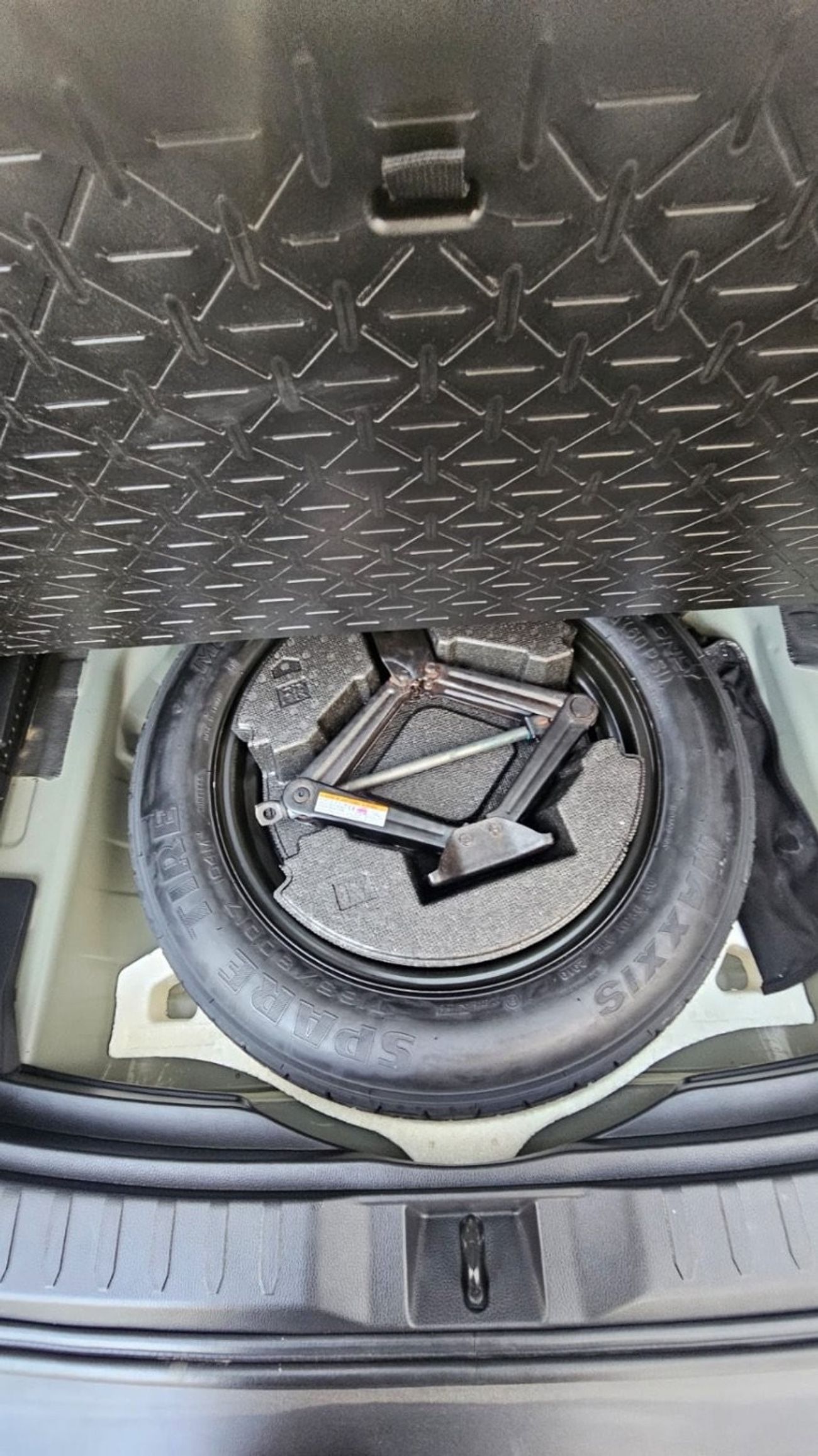 تويوتا راف ٤ Full option clean car