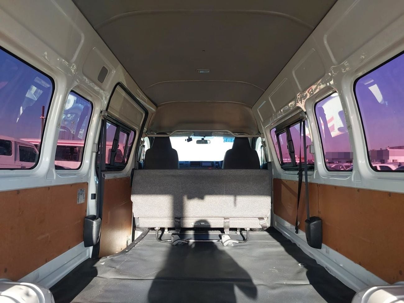 تويوتا هاياس 2015 TOYOTA HIACE VAN DX RHD DIESEL AUTOMATIC 3.0L(PM16720)