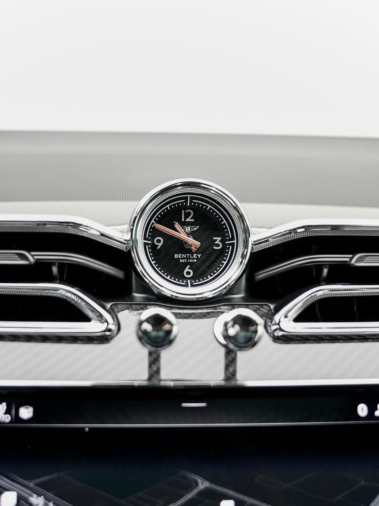 بنتلي بينتايجا Bentayga 4.0T 2021 Bentley Mulliner Blackline, Warranty, Full Bentley Service History, Fully Loaded,