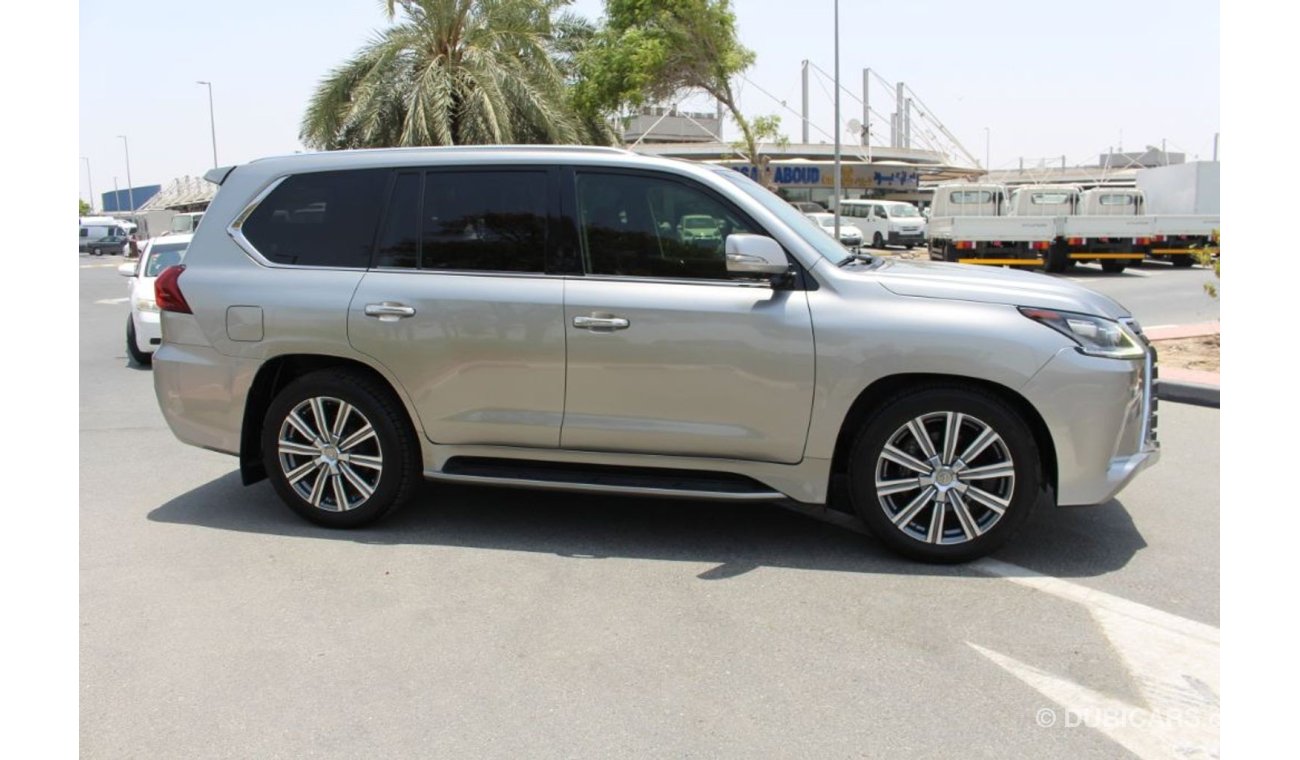 Lexus LX570