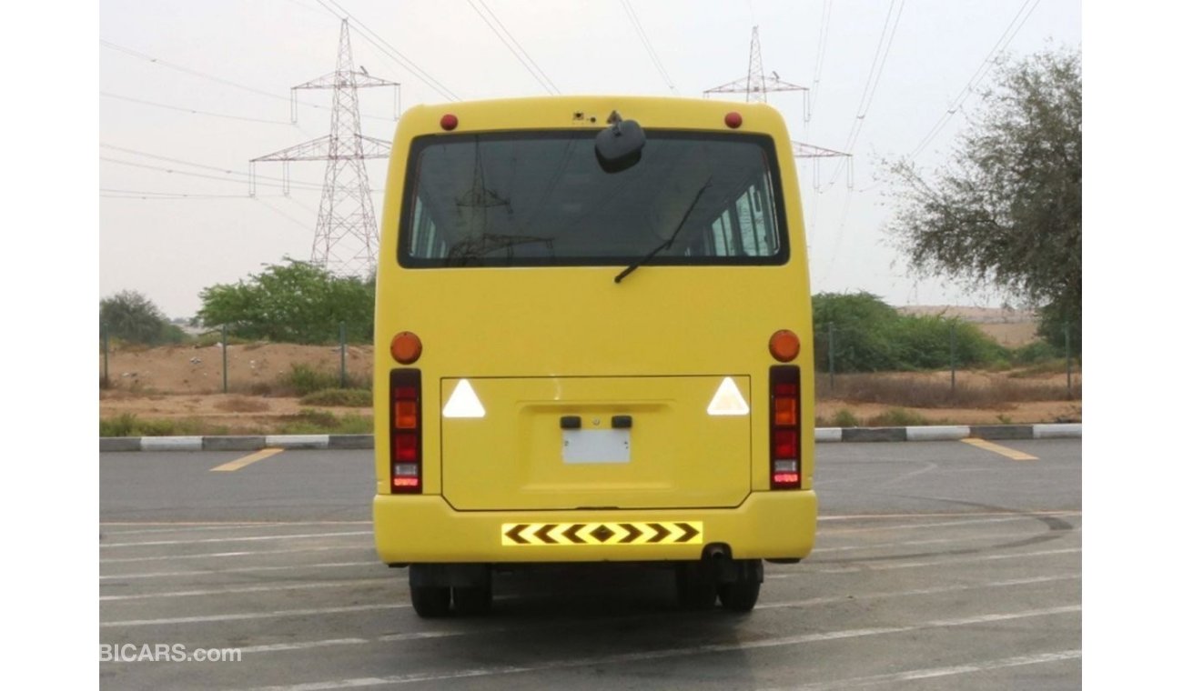 Nissan Civilian 2006 | CIVILIAN A/C 23 SEATER YELLOW SCHOOL BUS WITH GCC SPECS AND EXCELLENT CONDITION