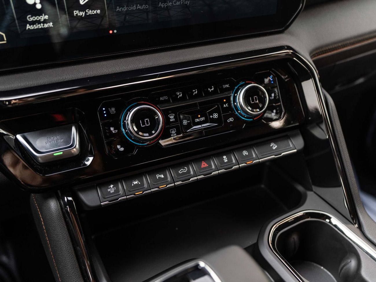 جي أم سي سييرا 5.3L V8 AT4 Regular Cab (AWD)