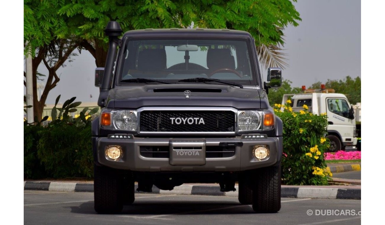 Toyota Land Cruiser Pick Up 79 Double Cab Pickup Lx Limited V8 4.5l Turbo Diesel 6 Seat 4wd Manual