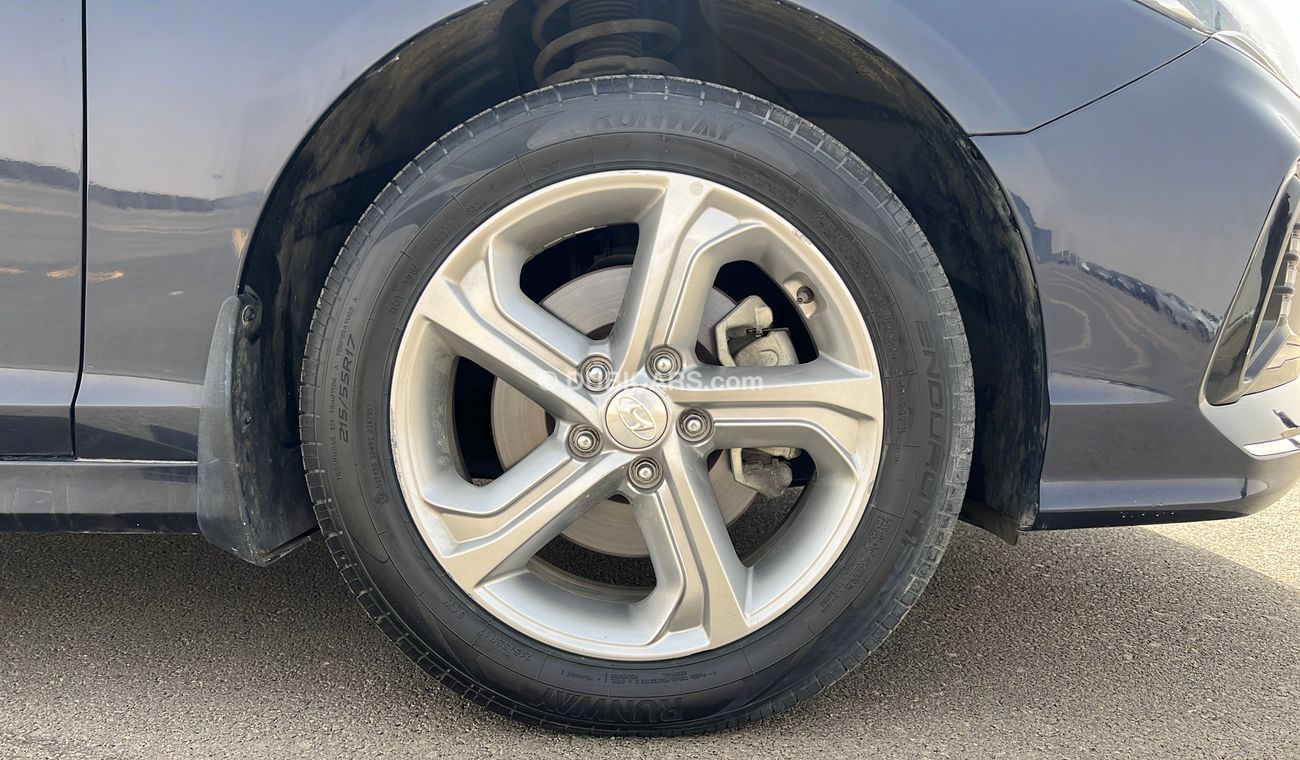 Hyundai Sonata 2400