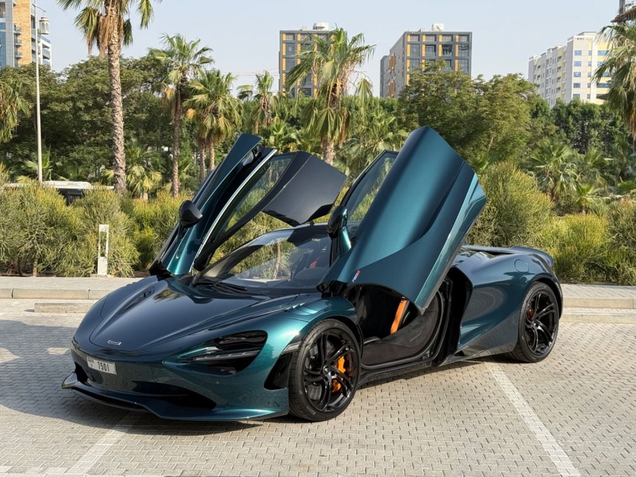 McLaren 750S COUPE