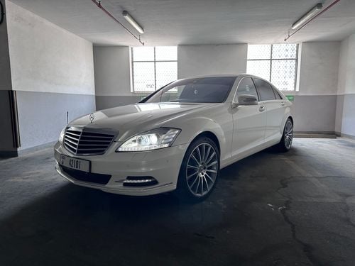 Mercedes-Benz S 550