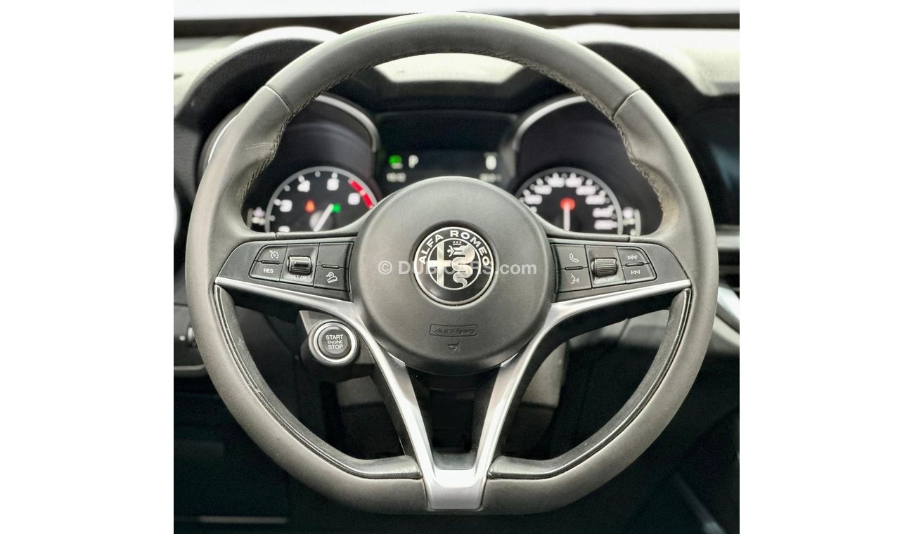 Alfa Romeo Stelvio 2018 Alfa Romeo Stelvio Q4, Alfa Romeo Warranty Service Contract June 2023, Alpha Romeo FSH, GCC