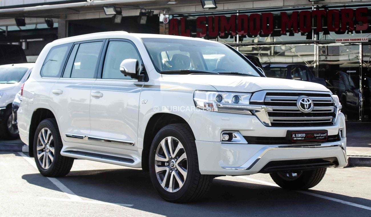 Toyota Land Cruiser VXR 5.7L V8