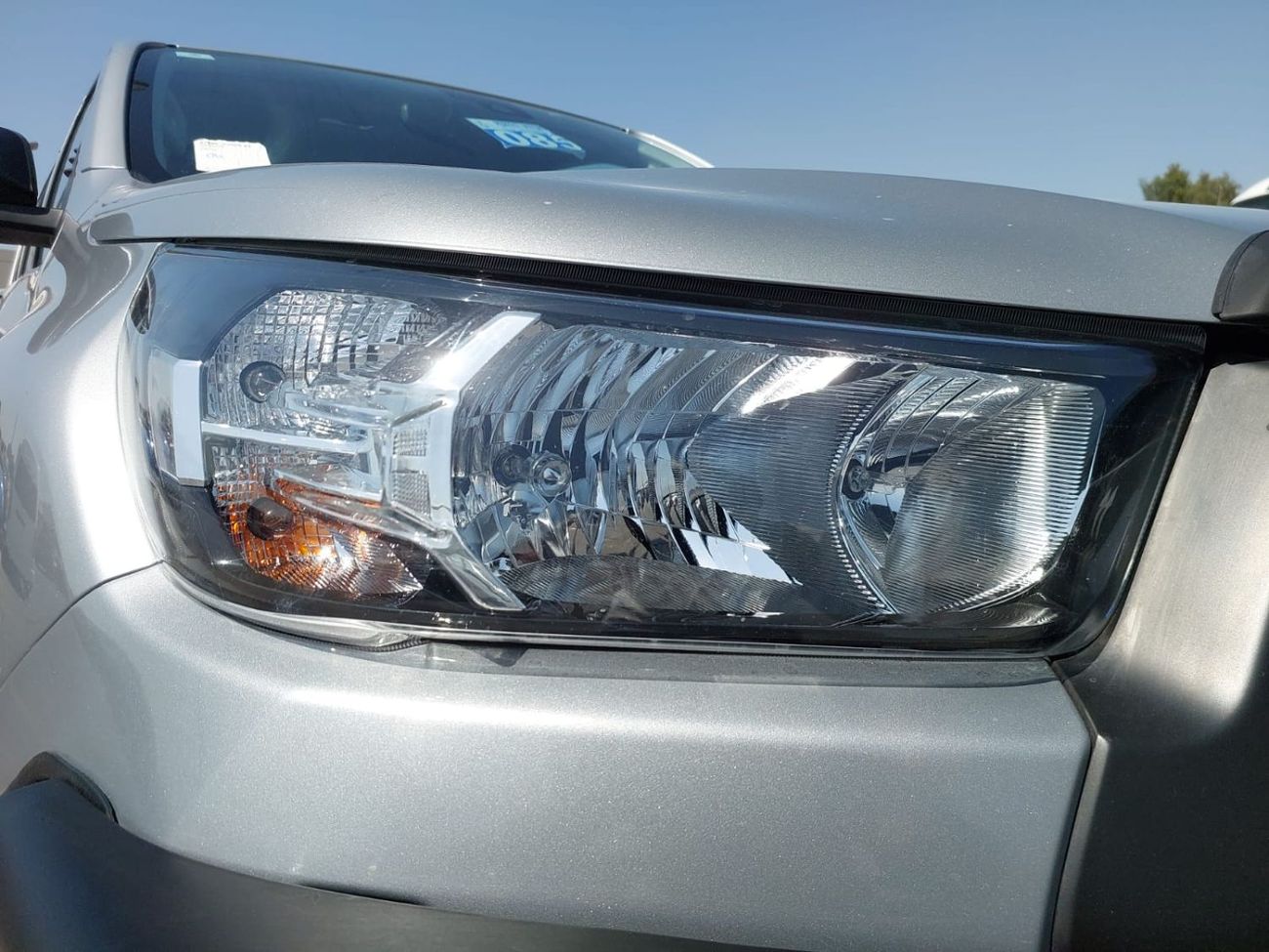 Toyota Hilux (RAMADAN OFFER) TOYOTA HILUX PICKUP RHD 2023 MODEL 2.4 L DIESEL MANUAL(PM52405)