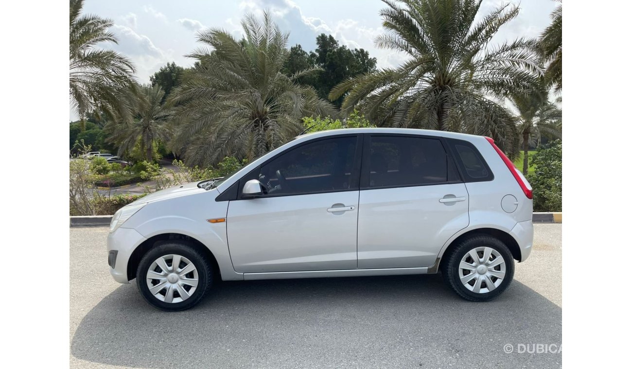 Ford Figo Ford Figo 2015 g cc full autmatic accident free