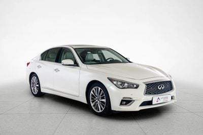 Infiniti Q50 LUXE 3.0