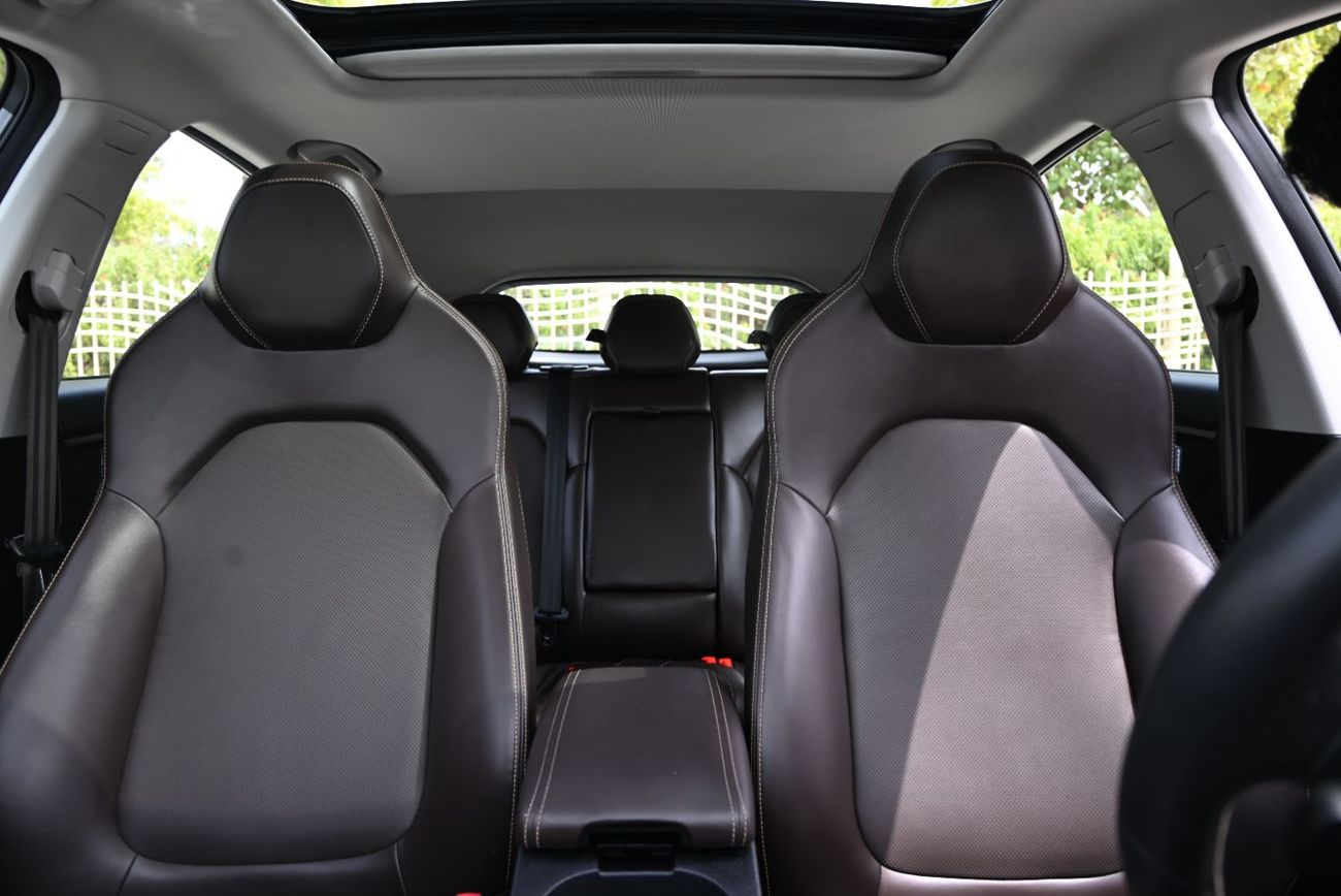 جاك J7 570 AED - ORIGINAL PAINT - JAC J7 1.5TC LUXURY 2023 - LOW MILEAGE - FIRST OWNER