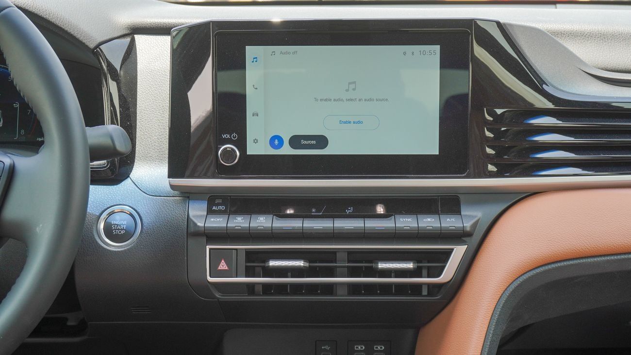 Toyota Camry CAMRY LE  2.5L PETROL BLACK GCC