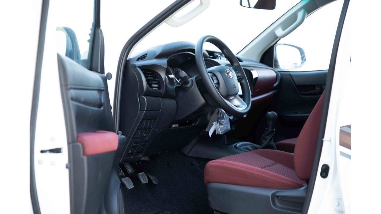 Toyota Hilux 2024 Toyota Hilux 4x4 DC 2.4 - Super White inside Red | Export Only