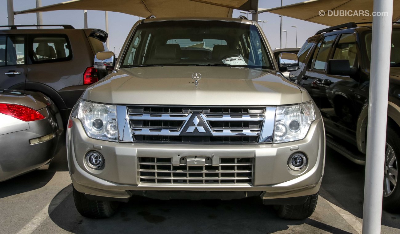 Mitsubishi Pajero GLS V6