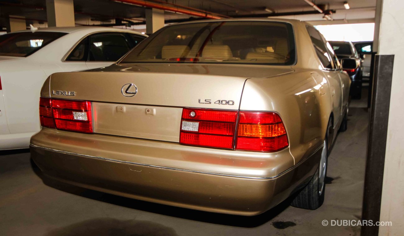 Lexus LS 400