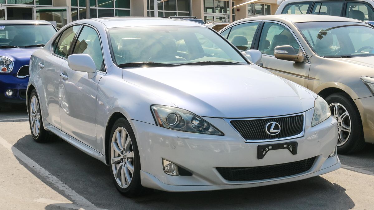 Lexus is 300 2008