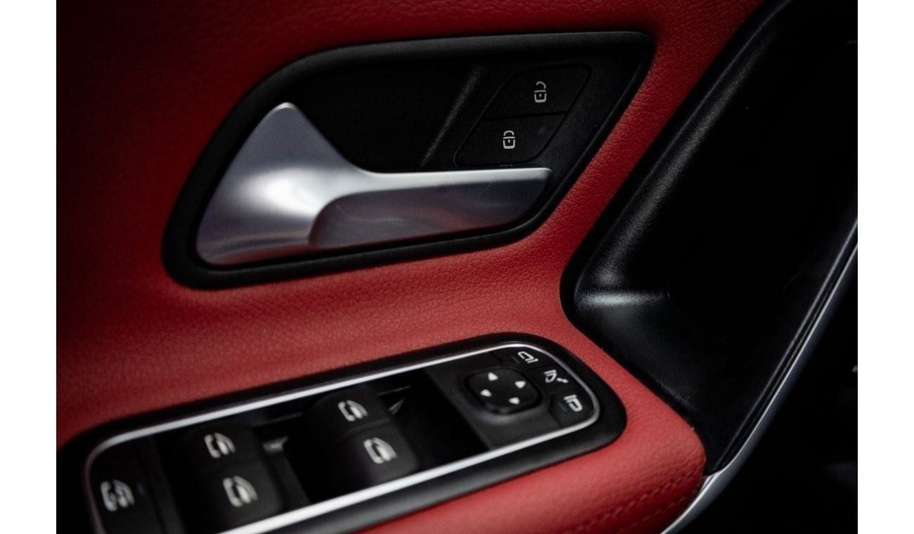 Mercedes-Benz CLA 250 Premium + 2.0L Mercedes-Benz CLA250 2022 GCC under Agency Warranty with Flexible Down-Payment.