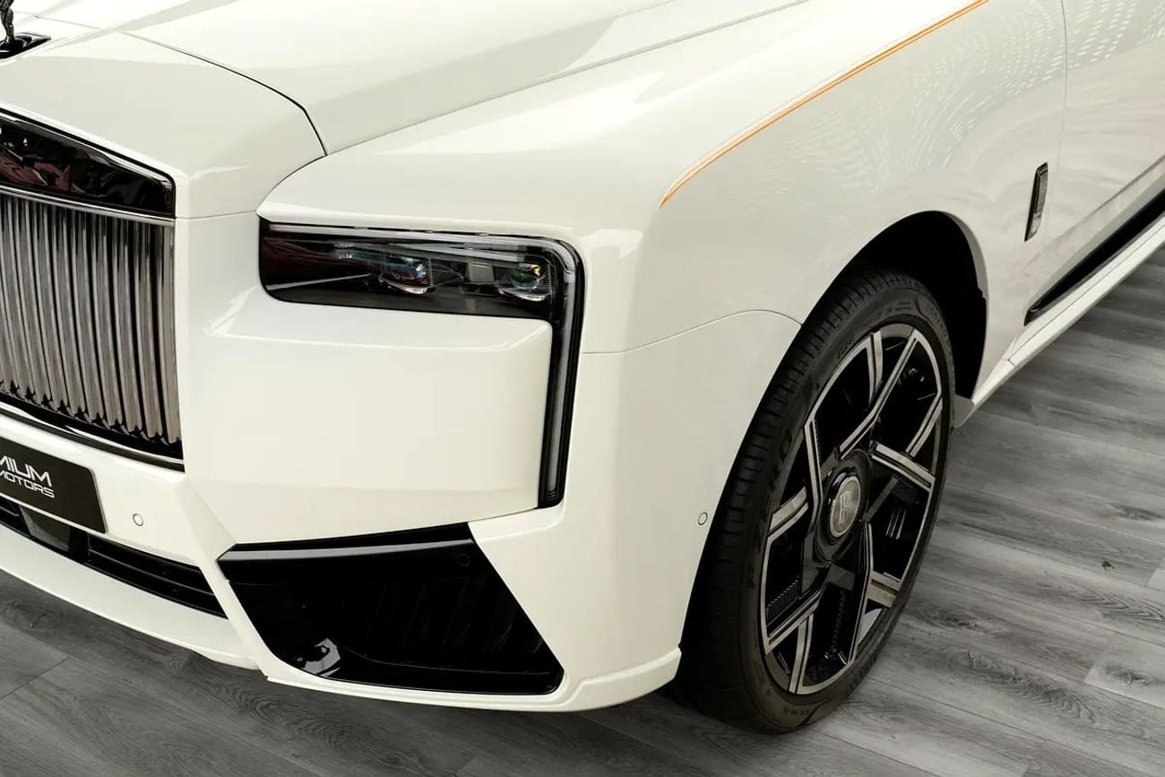 Rolls-Royce Cullinan ROLLS ROYCE | CULLINAN BLACK BADGE | GCC SPECS | DEALER WARRANTY + SERVICE CONTRACT