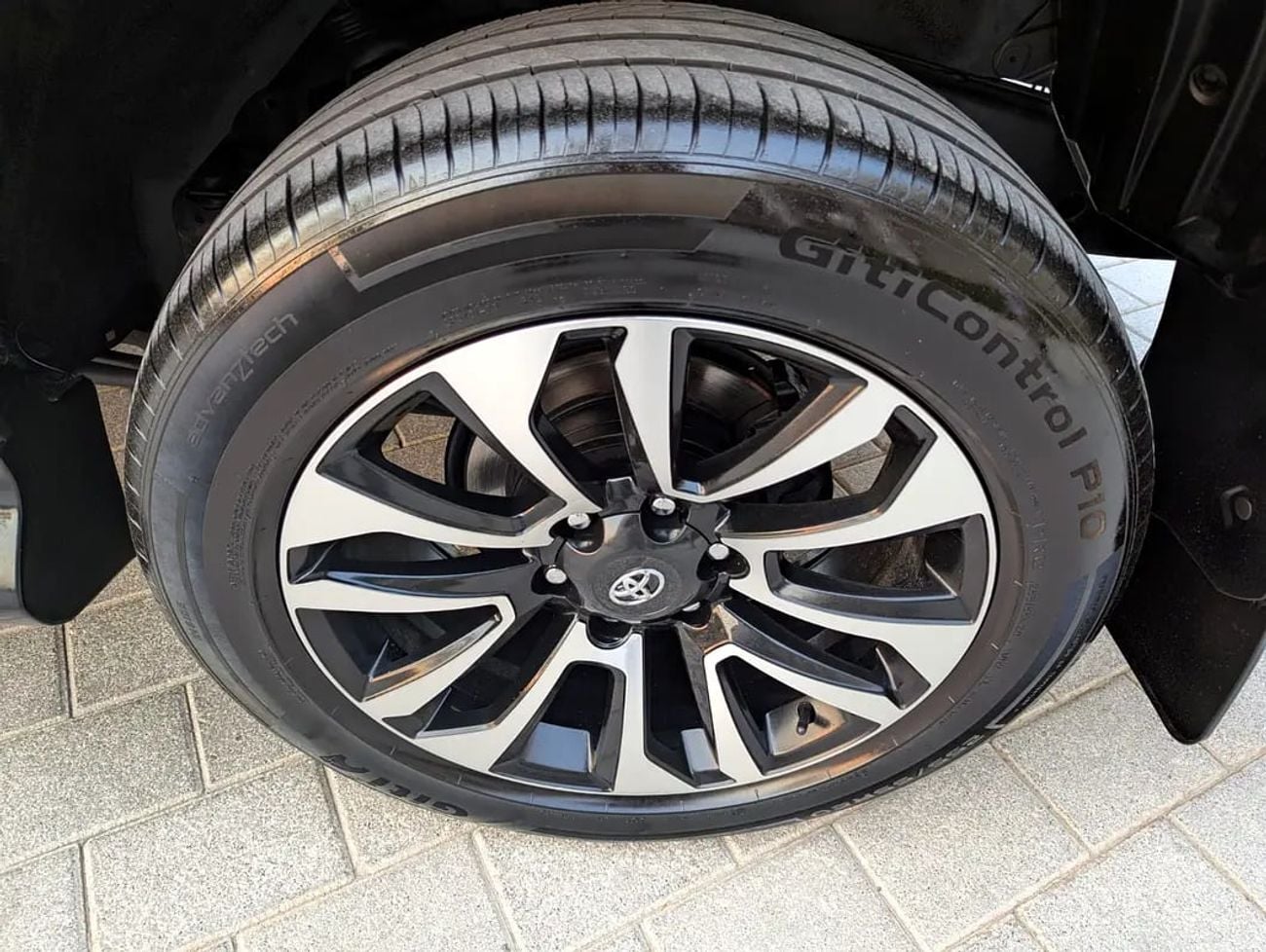Toyota Prado TX-L | GCC Specs Interior and Exterior Excellent Condition